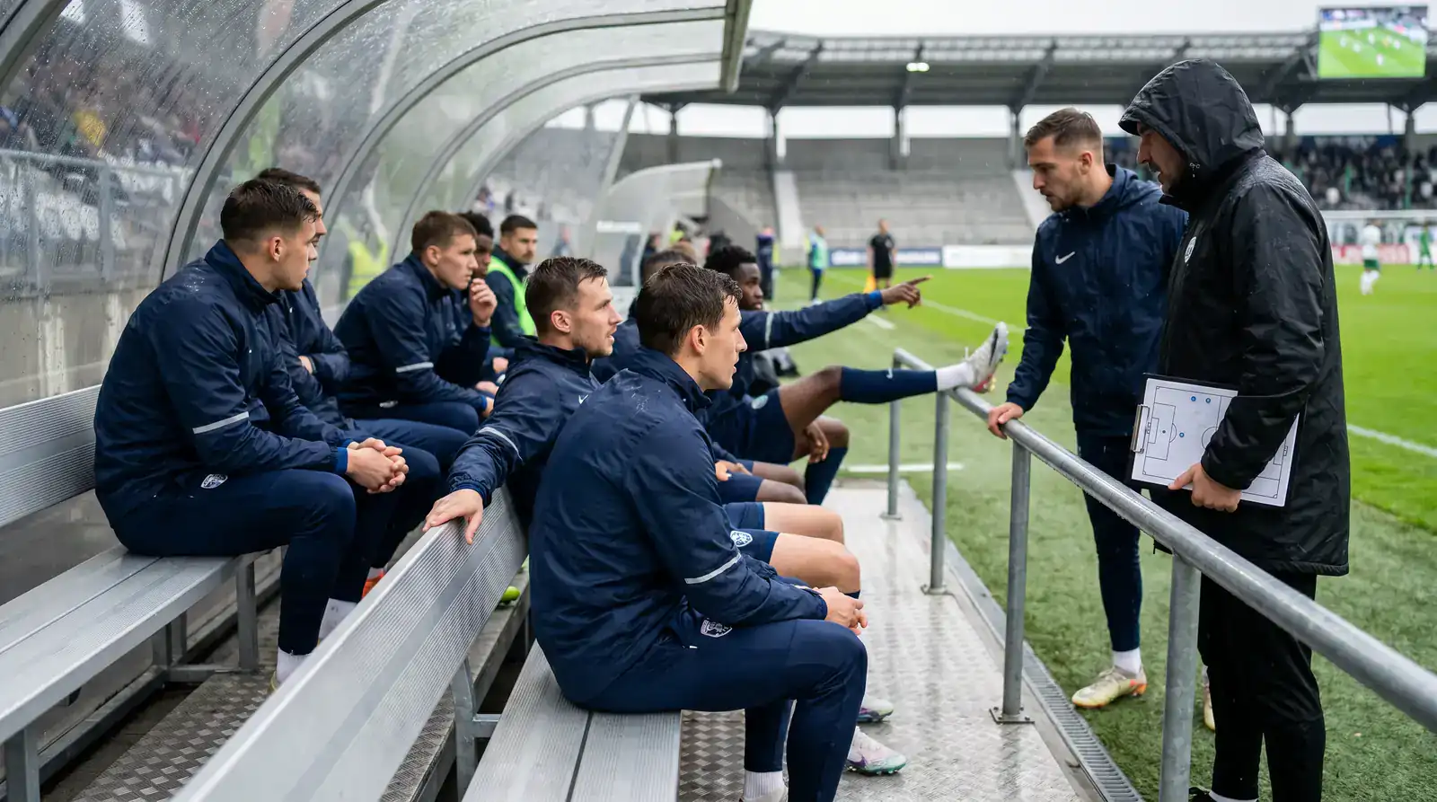 Banquillo de equipo de LaLiga con rotaciones tras jornada europea